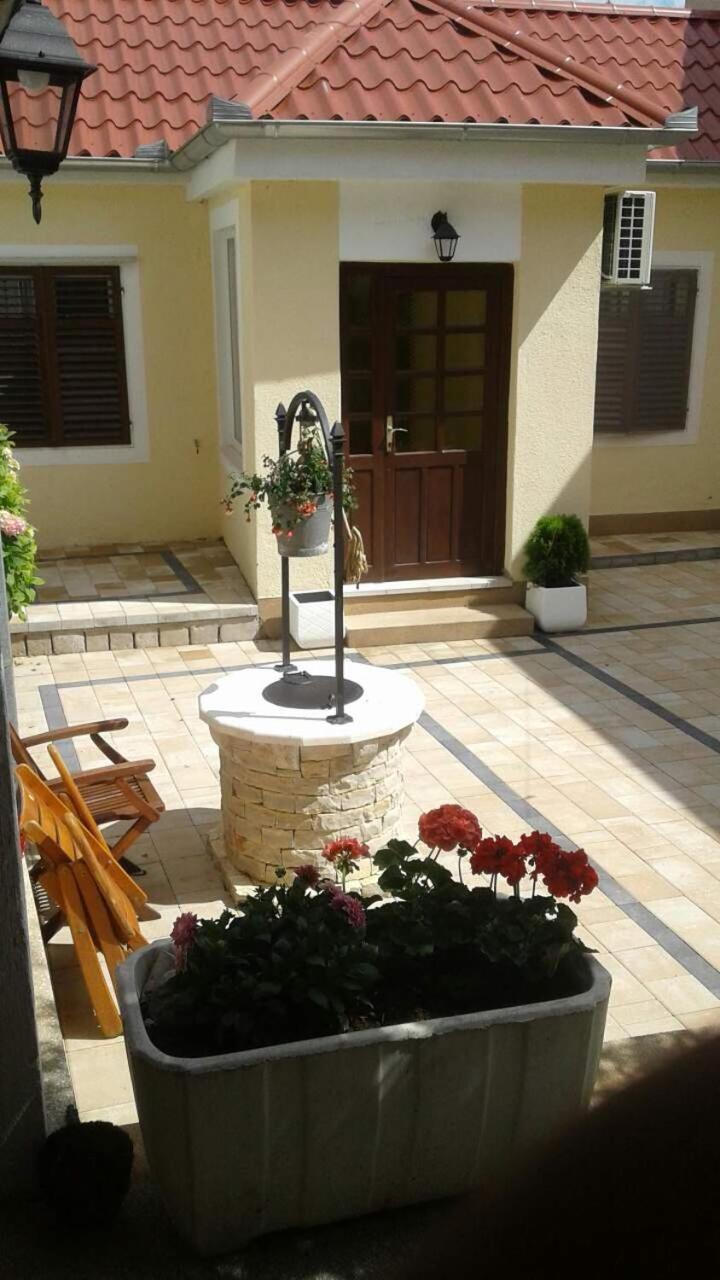 Apartment Skeva Starigrad Exterior photo